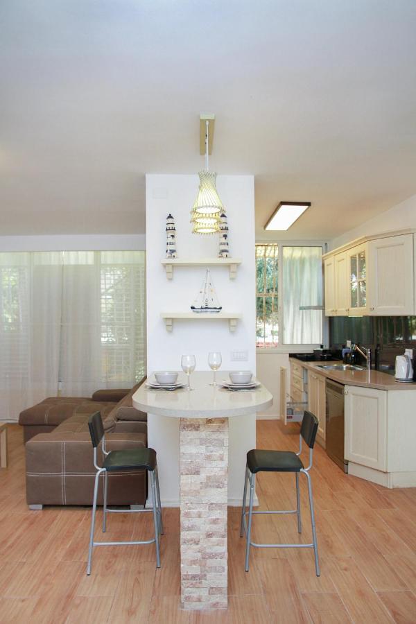 Apartments4You Betti Bat Yam Exterior photo